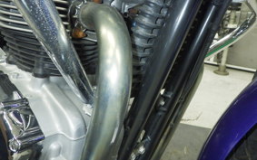 TRIUMPH BONNEVILLE T100 2005