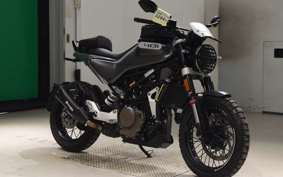 HUSQVARNA SVARTPILEN 401 2021