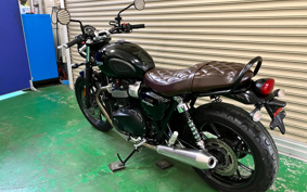 TRIUMPH  TRIUMPH  STREET  TWIN  2016 DAD74G