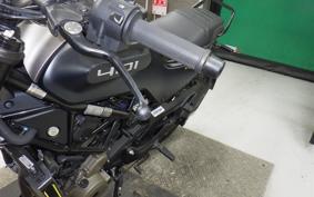 HUSQVARNA SVARTPILEN 401 2022