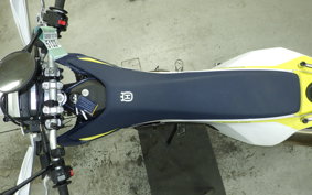 HUSQVARNA 701ED 2023