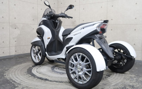 YAMAHA TRICITY 125 SE82J