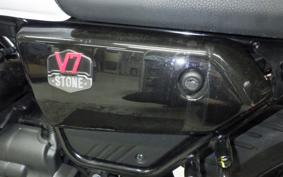 MOTO GUZZI V7ストーン TEN 2025