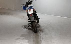 SUZUKI DR250 S SJ44A