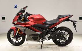 YAMAHA YZF-R25 A 2003 RG43J