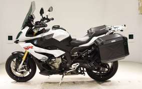 BMW S1000XR 2016