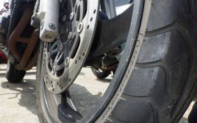 SUZUKI GSX250FX ZR250C