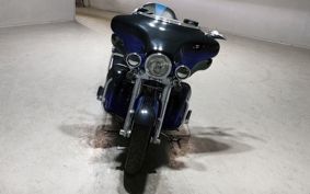 HARLEY FLHTCUSE 1800CVO 2011 PR8