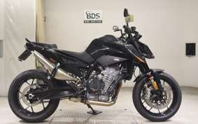 KTM 890 DUKE 2023