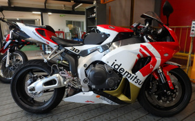 HONDA CBR1000RR 2006 SC57
