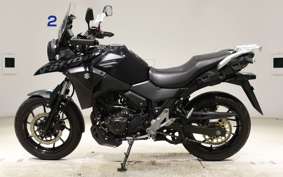 SUZUKI Vｽﾄﾛｰﾑ250