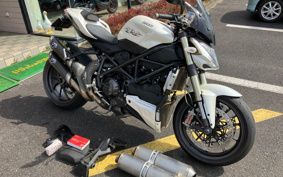 DUCATI STREET FIGHTER 2010 ZDMF100AA9B
