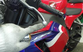 HONDA CBR600RR 2024 PC40