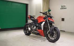 DUCATI STREETFIGHTER V2 2022