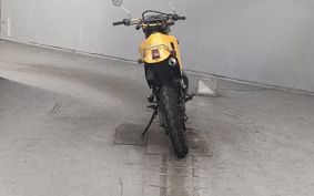 SUZUKI TS125R SF15A