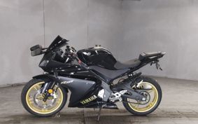 YAMAHA YZF-R125 RE06