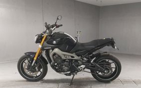 YAMAHA MT-09 RN34J