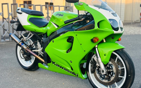 KAWASAKI NINJA ZX-7R 2001 ZX750P