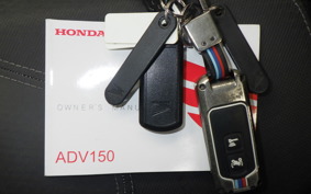 HONDA ADV150