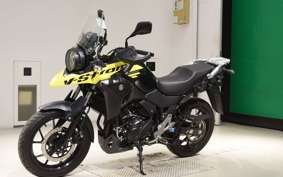 SUZUKI Vｽﾄﾛｰﾑ250 2010