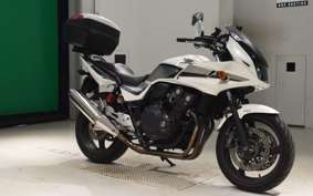 HONDA CB400 SUPER BOLDOR VTEC A 2018 NC42