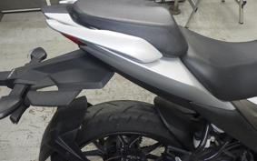 SUZUKI ｼﾞｸｻｰ250 2004 ED22B