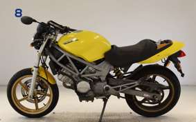 HONDA VTR 250 MC33