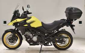SUZUKI DL650 ( V-Strom 650 ) XTA 2020 C733A