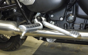 TRIUMPH BONNEVILLE T100 2024