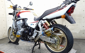 HONDA CB1300SF SUPER FOUR 2002 SC40