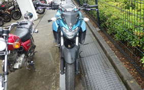 YAMAHA FZ25