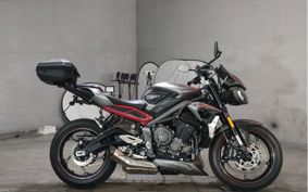 TRIUMPH STREET TRIPLE R HDA544
