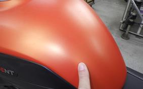 TRIUMPH TRIDENT 660 2023