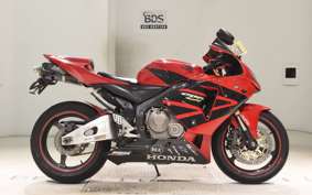 HONDA CBR600RR GEN 2 2006 PC37