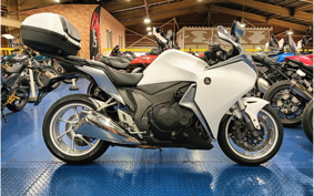 HONDA VFR1200F 2012 SC63
