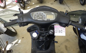 SUZUKI GSR125