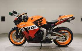 HONDA CBR600RR GEN 3 2014 PC40