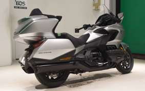 HONDA GL 1800 GOLD WING TOUR DCT 2025