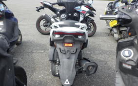 YAMAHA CYGNUS 125 XSR 3 SED8J