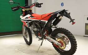 FANTIC XEF125
