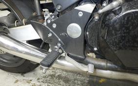 KAWASAKI ZR 700 2001 ZR750F