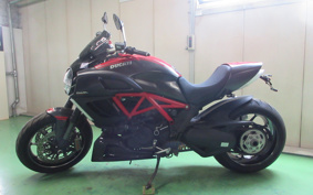 DUCATI DIAVEL 1260 2011