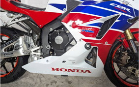 HONDA CBR600RR 2014 PC40