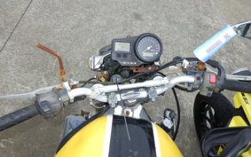YAMAHA YZF-R1