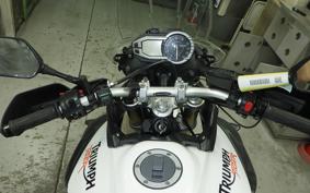 TRIUMPH TIGER 800 2011