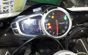 TRIUMPH DAYTONA 675 R 2015