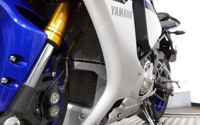 YAMAHA YZF-R1 2017 RN39