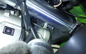 KAWASAKI ZX900R NINJA 2013 ZX900E