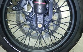 HUSQVARNA SVARTPILEN 401 2022