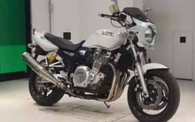 YAMAHA XJR1300 2015